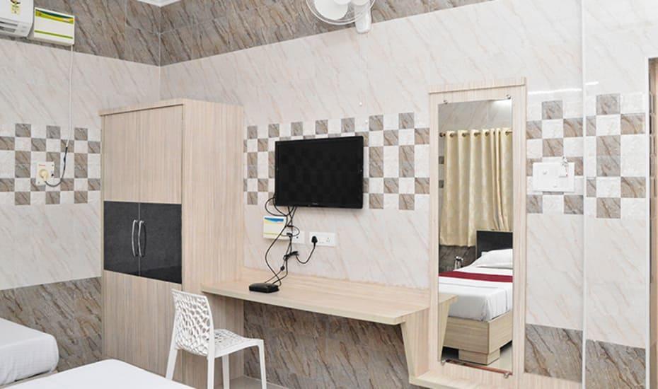 Suryas Guest House Chennai Eksteriør bilde